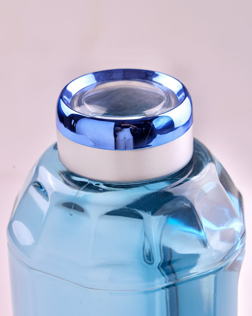 Close-up of the HydroBeast chrome cap